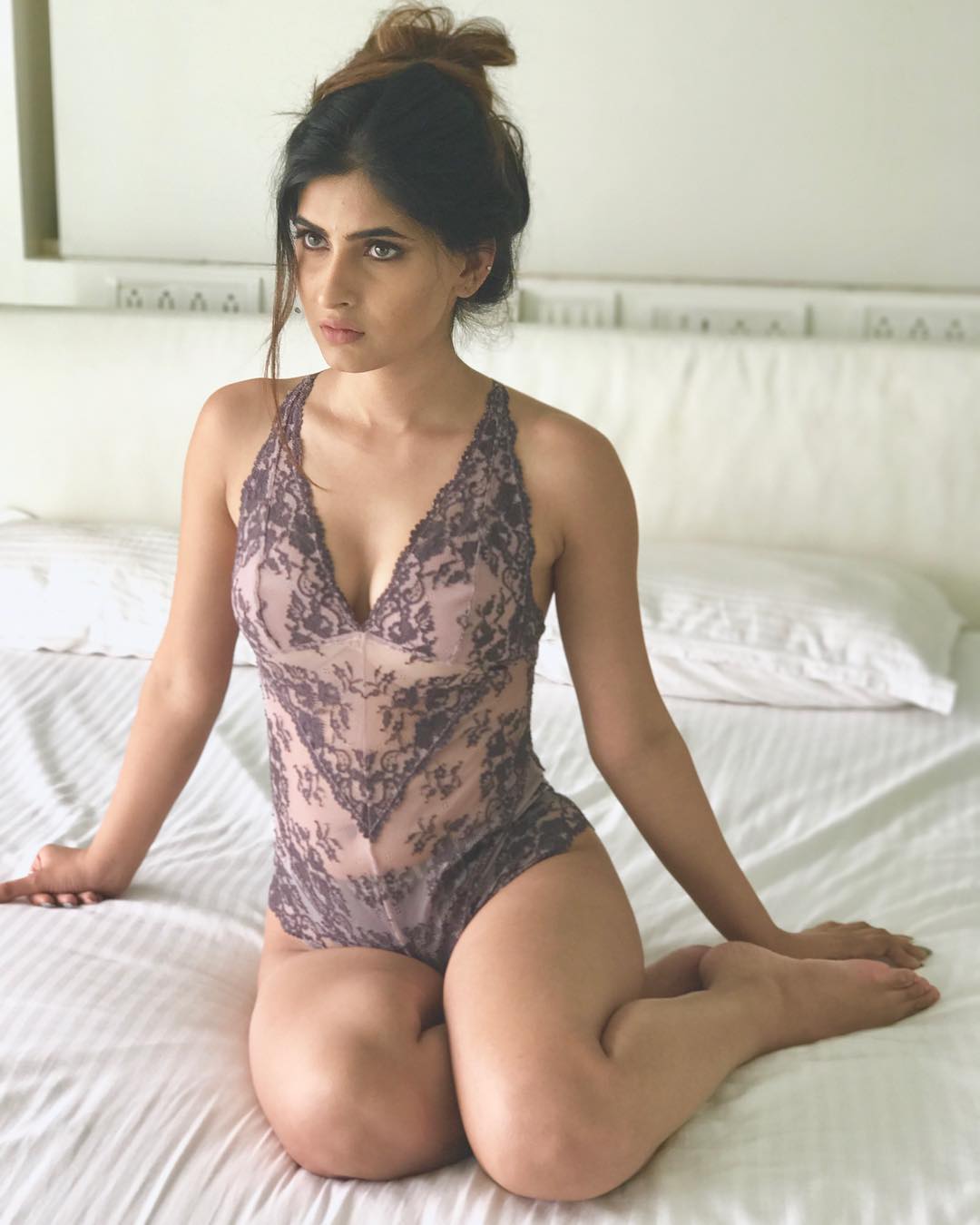 Janvi - Female Client Bangalore | Play Boy Service India